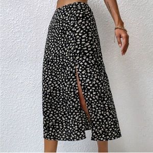 Shein nwot size small skirt